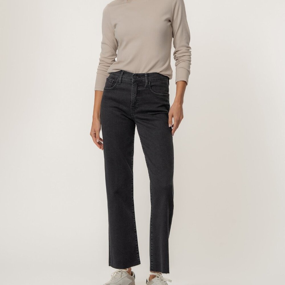 Kut from the Kloth Avery High Rise Straight Leg Size 1616 / Black
